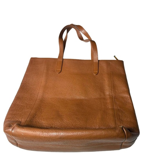Cuyana Classic Leather Zipper Tote Brown - Picture 9 of 16